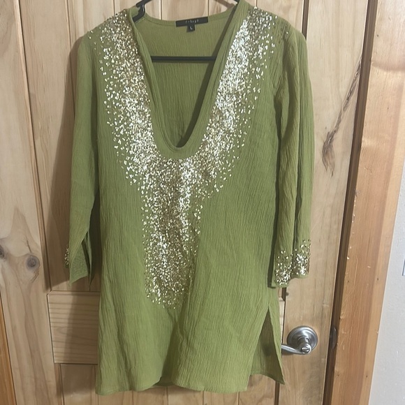 T-Bags Green Sequin Embellished Tunic - Picture 1 of 6